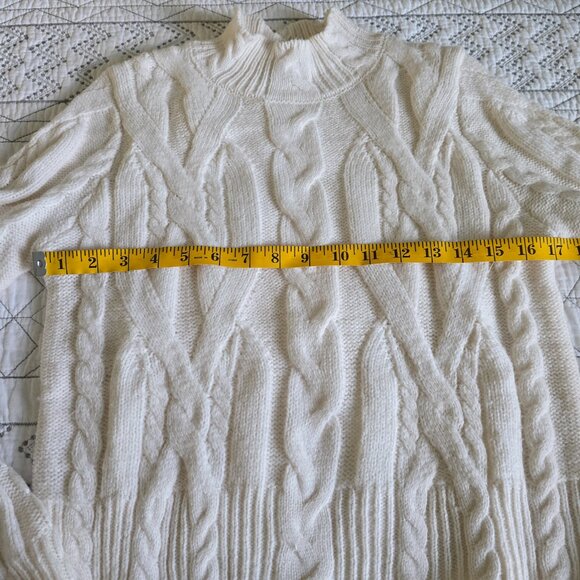 Mango Cream Turtleneck Long Sleeve Cable Knit Sweater Size Medium EUC - Picture 3 of 5